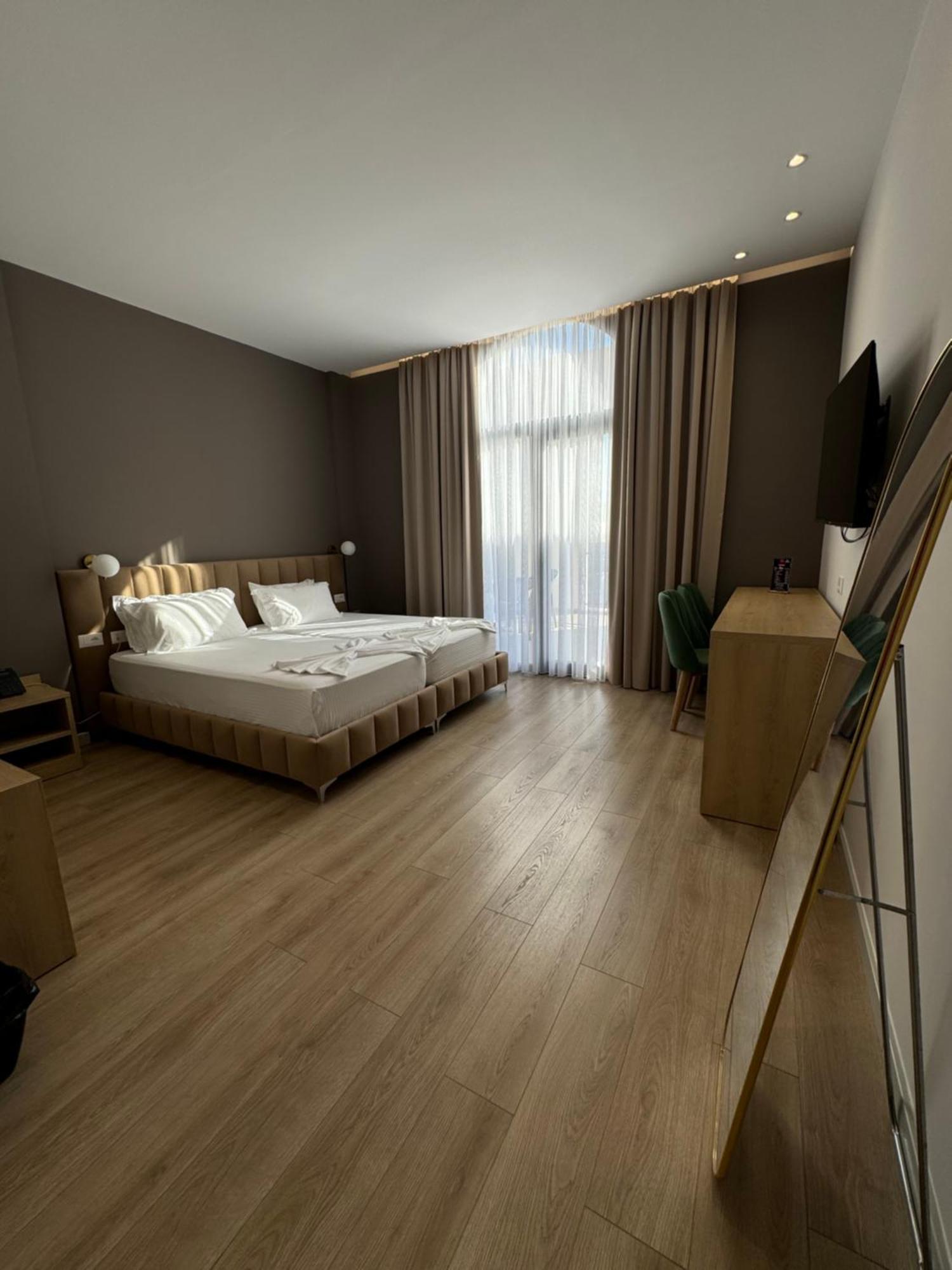 Hotel Panorama & Spa إلباسان المظهر الخارجي الصورة