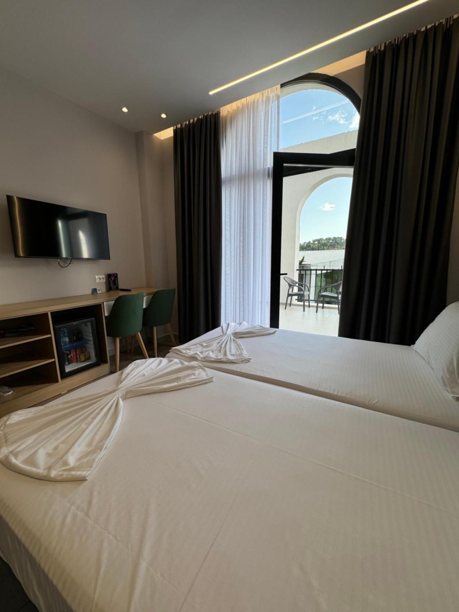 Hotel Panorama & Spa إلباسان المظهر الخارجي الصورة